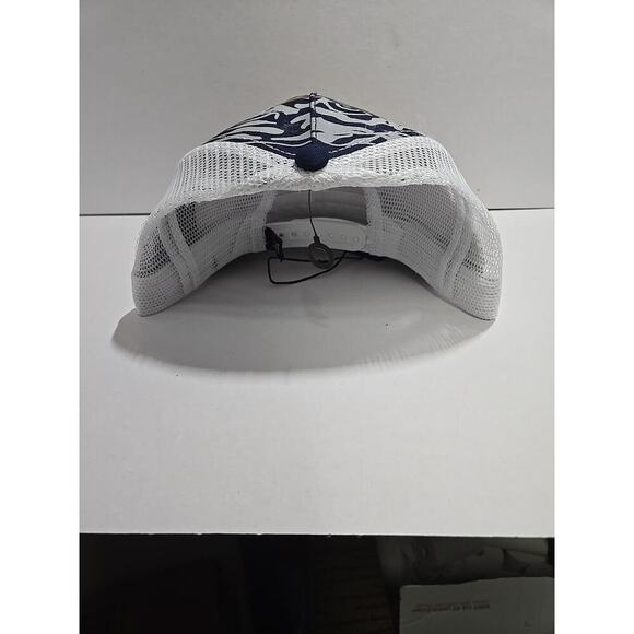 Ed Hardy Trucker Style Snapback Hat New Blue White - Picture 4 of 9